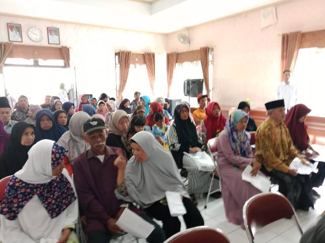 PEMBAGIAN BANSOS BLT DBHCT KECAMATAN WONOSOBO